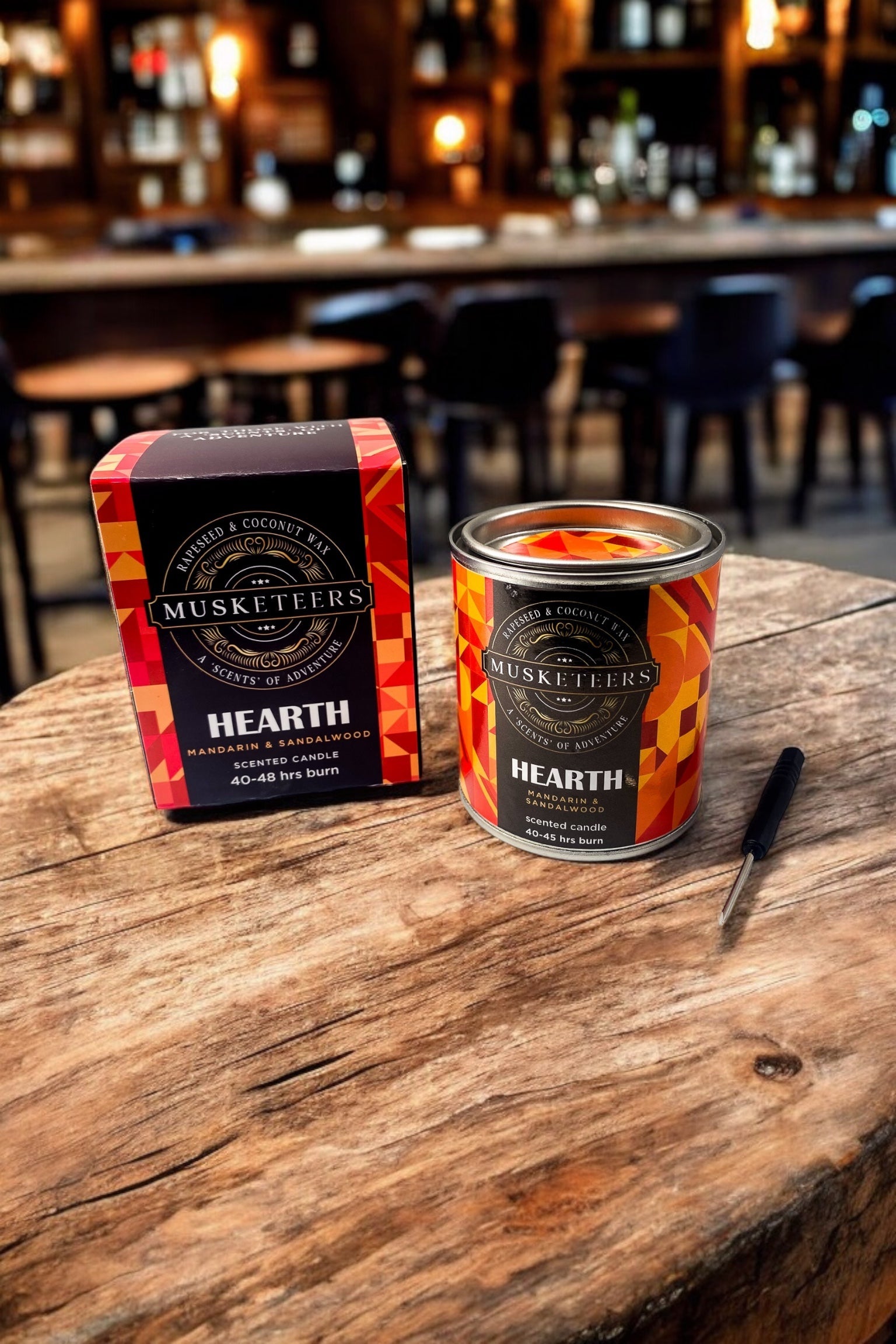Hearth - Mandarin & Sandalwood Scented Candle-3