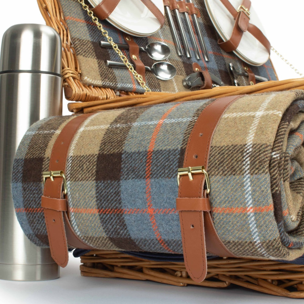 Deluxe 4 Person Ravenstor Fitted Wicker Picnic Basket-4